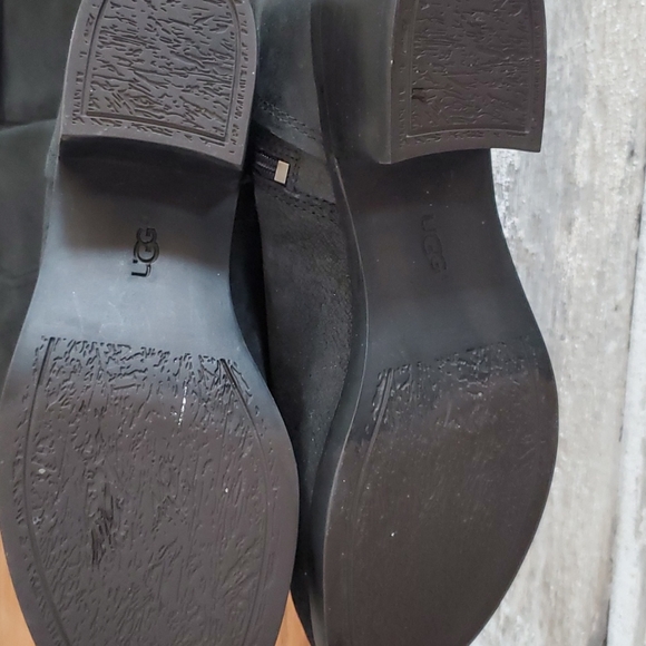 Ugg boots size 8 - Picture 8 of 9